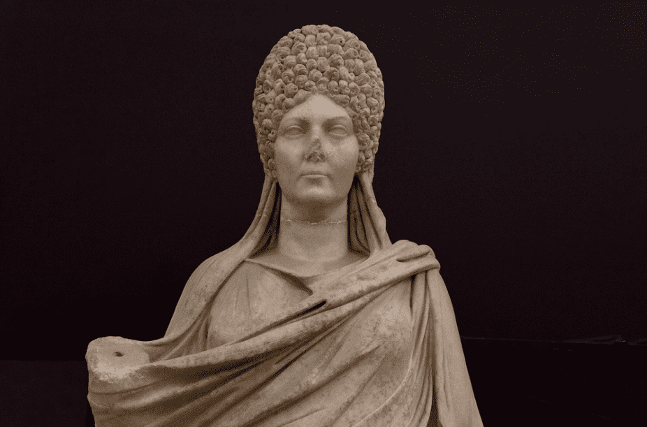 rome antique femme representation matrone
